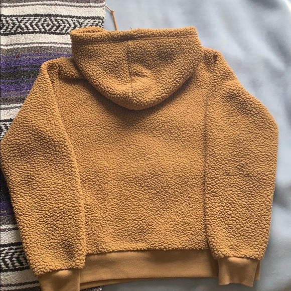1/4 button Sherpa hoodie ✨ - Picture 4 of 5
